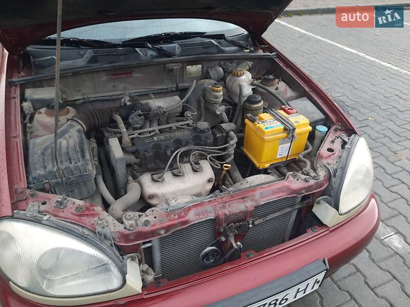 Седан Daewoo Lanos 2003 в Трускавці