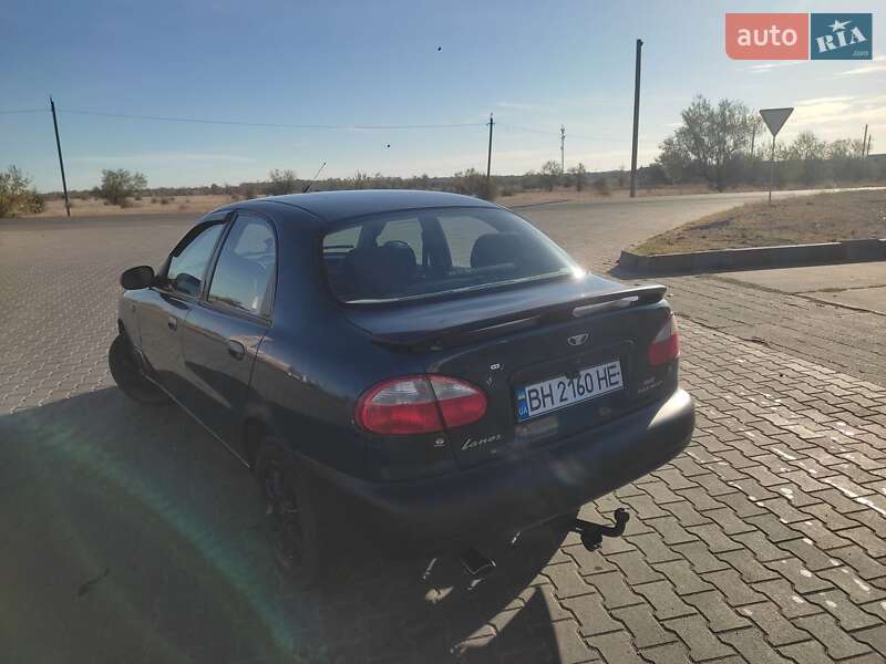 Седан Daewoo Lanos 2002 в Болграде