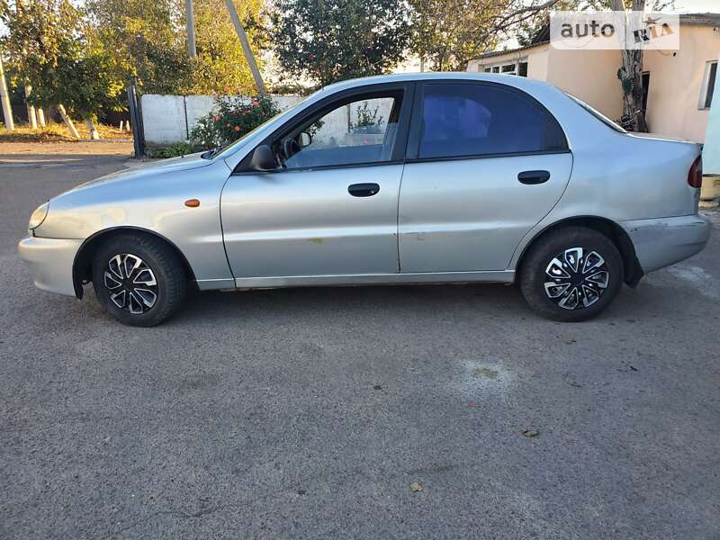 Седан Daewoo Lanos 2003 в Болграде