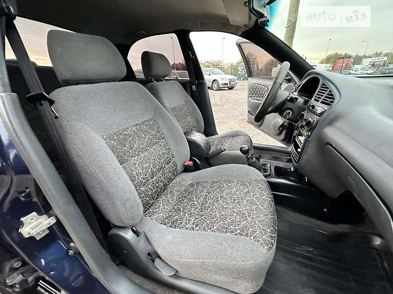 Седан Daewoo Lanos 2005 в Тернополі