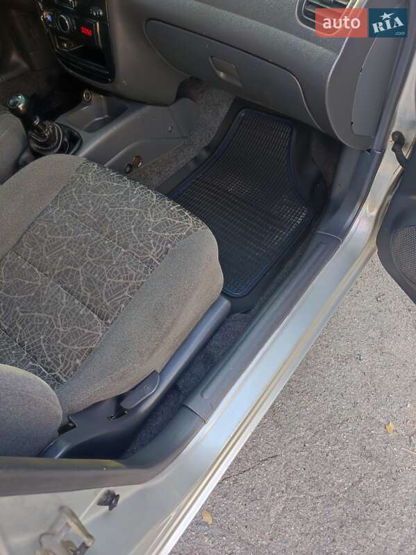 Седан Daewoo Lanos 2005 в Днепре фото 14 Седан Daewoo Lanos 2005 в Днепре