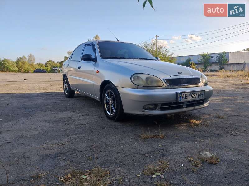 Седан Daewoo Lanos 2005 в Дніпрі