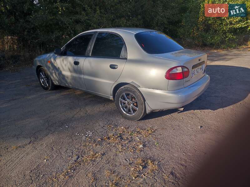Седан Daewoo Lanos 2005 в Дніпрі