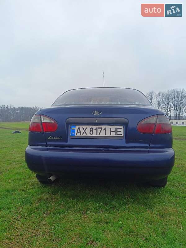 Седан Daewoo Lanos 2004 в Харькове