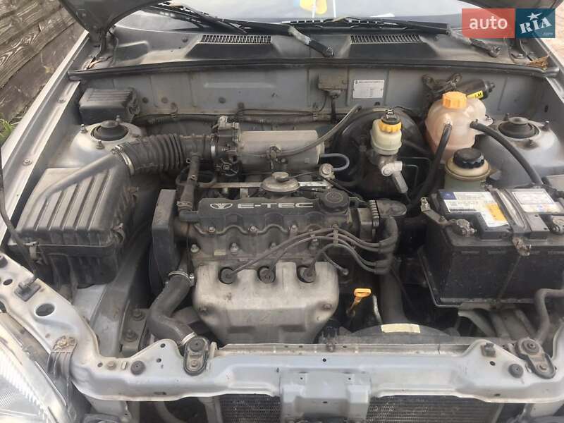 Седан Daewoo Lanos 2008 в Чернігові