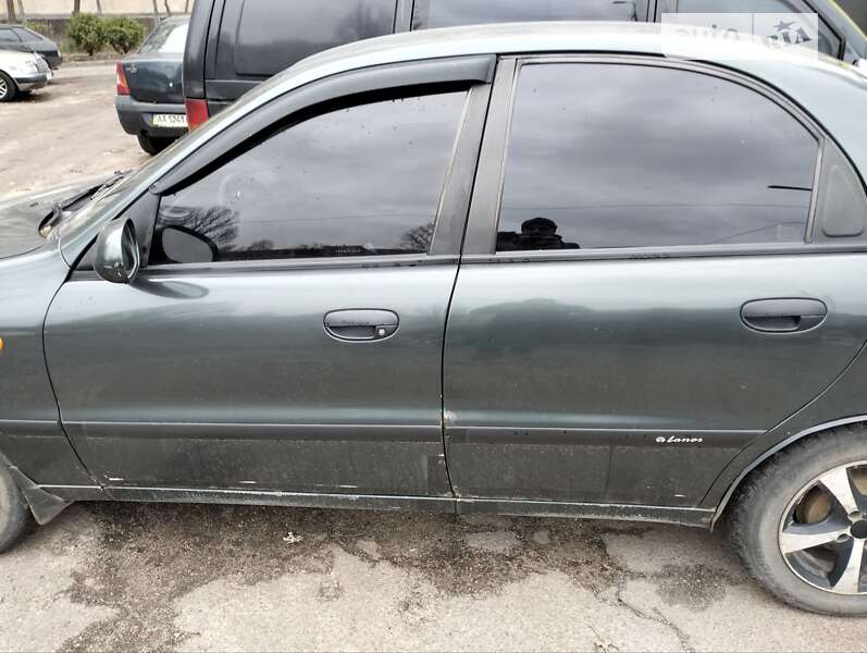 Седан Daewoo Lanos 1999 в Киеве