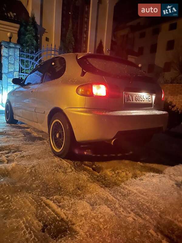 Хэтчбек Daewoo Lanos 2003 в Ивано-Франковске