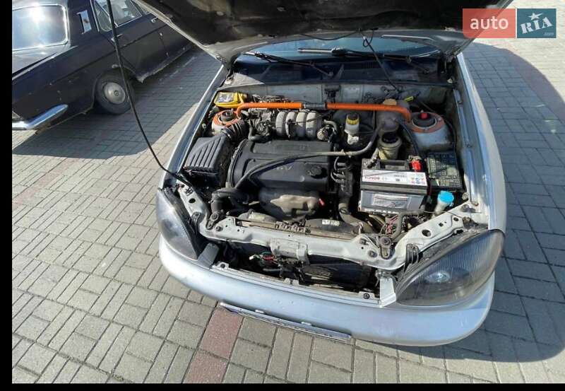 Хэтчбек Daewoo Lanos 2003 в Ивано-Франковске