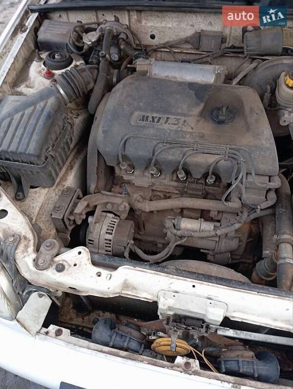 Седан Daewoo Lanos 2002 в Первомайске