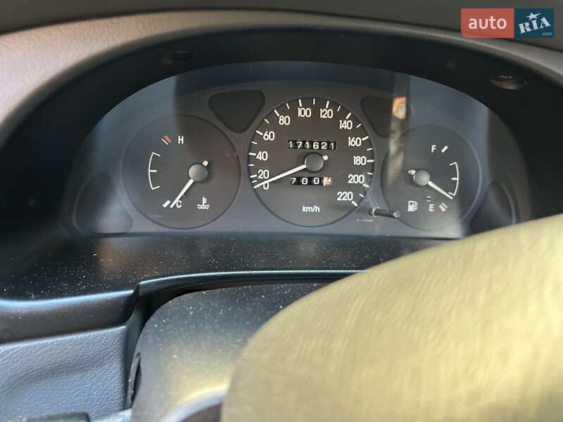 Седан Daewoo Lanos 2004 в Черновцах