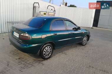 Седан Daewoo Lanos 2001 в 