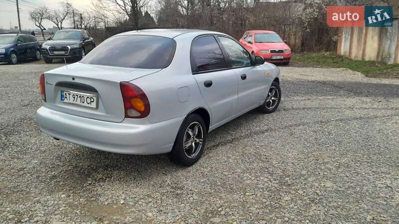 Седан Daewoo Lanos 2005 в Иршаве