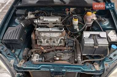 Седан Daewoo Lanos 2004 в 