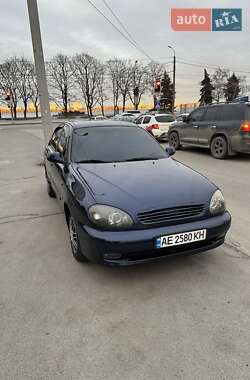 Седан Daewoo Lanos 2002 в 