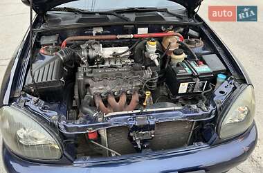 Седан Daewoo Lanos 2002 в 
