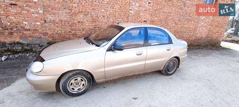 Седан Daewoo Lanos 2008 в Новой Ушице