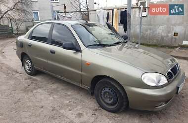 Седан Daewoo Lanos 2002 в Дніпрі