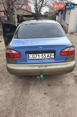 Седан Daewoo Lanos 2002 в Днепре