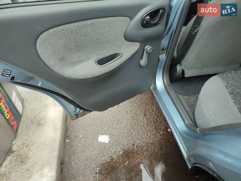 Седан Daewoo Lanos 2008 в Киеве