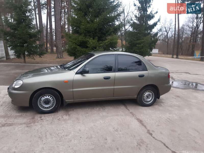 Седан Daewoo Lanos 2004 в Житомирі