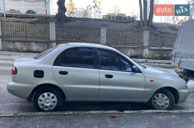 Седан Daewoo Lanos 2004 в Львове
