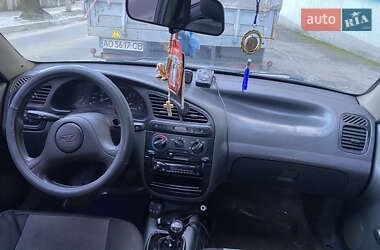 Седан Daewoo Lanos 2004 в Львове