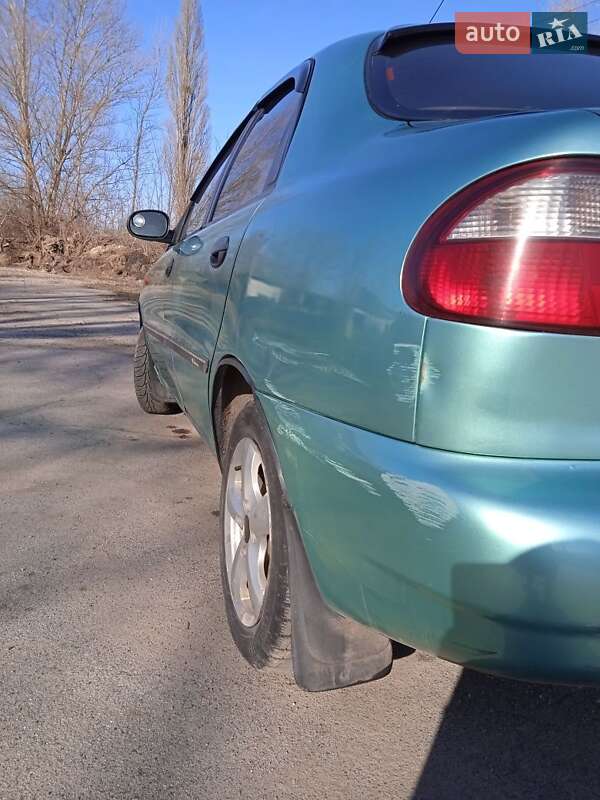 Седан Daewoo Lanos 2008 в Каневе