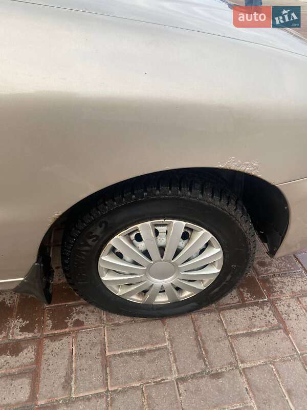 Седан Daewoo Lanos 2008 в Киеве