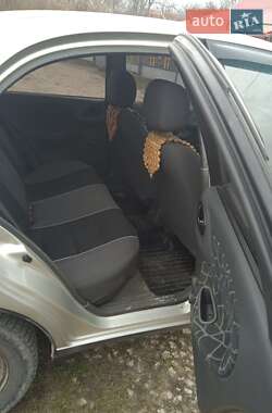 Седан Daewoo Lanos 2002 в 