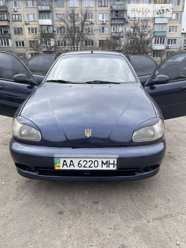 Седан Daewoo Lanos 2006 в Києві