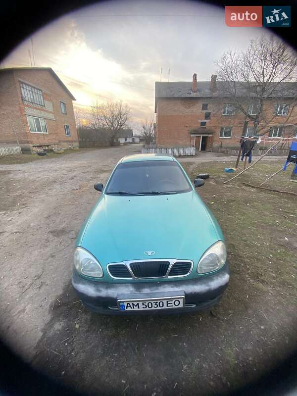 Седан Daewoo Lanos 1998 в Житомирі
