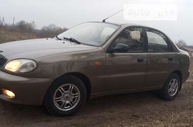 Седан Daewoo Lanos 2005 в Семеновке