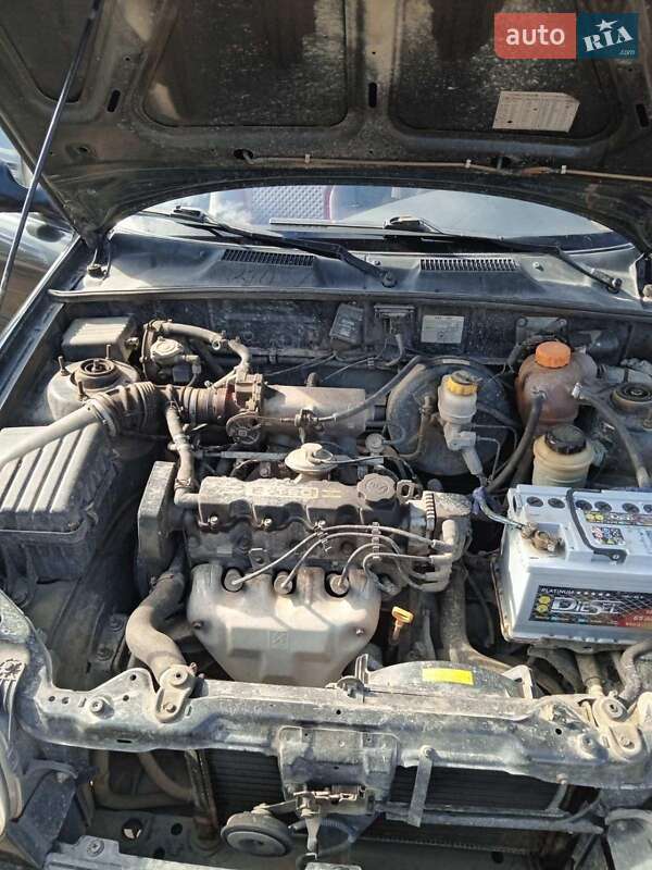 Седан Daewoo Lanos 2009 в Черновцах