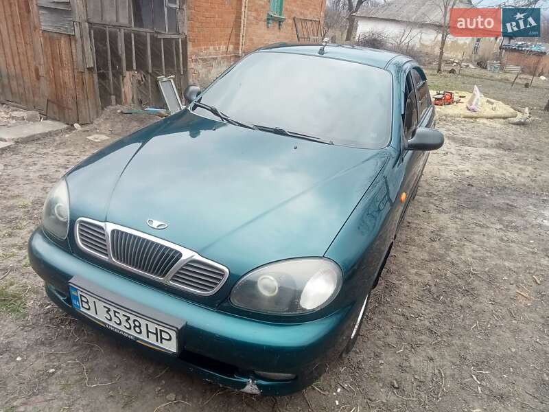 Седан Daewoo Lanos 2004 в Полтаві