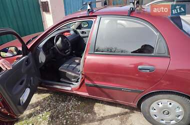 Седан Daewoo Lanos 2009 в Полтаві