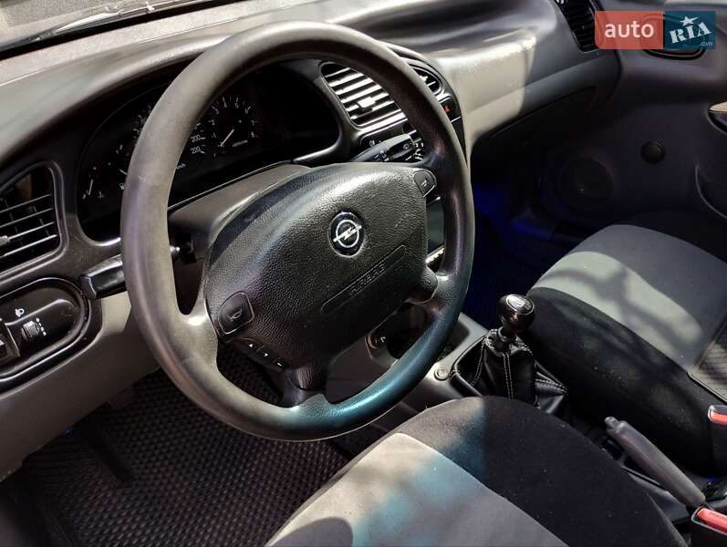 Седан Daewoo Lanos 2005 в Запорожье
