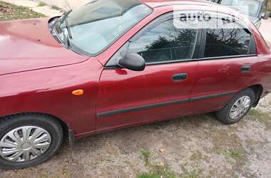 Седан Daewoo Lanos 2004 в Вышгороде