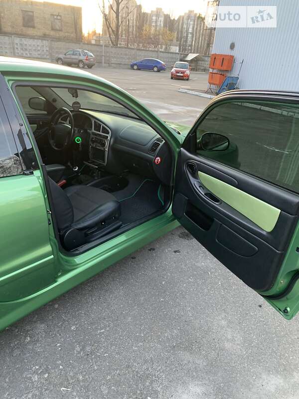 Хэтчбек Daewoo Lanos 2003 в Броварах