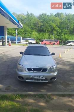 Седан Daewoo Lanos 2002 в Ужгороде