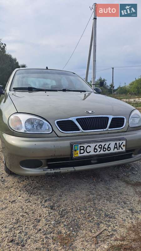 Седан Daewoo Lanos 2005 в Яворові