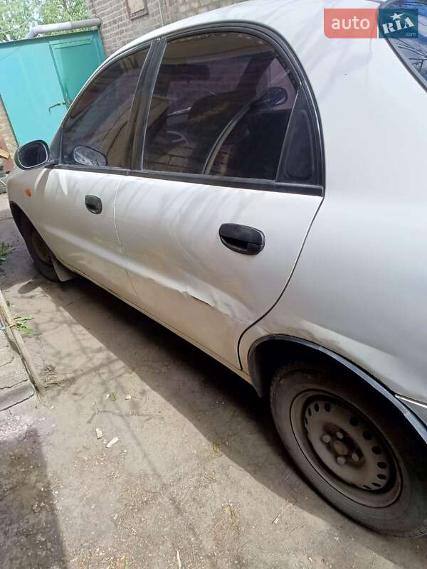Седан Daewoo Lanos 2003 в Краматорске