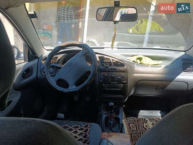 Седан Daewoo Lanos 2004 в Подгайцах