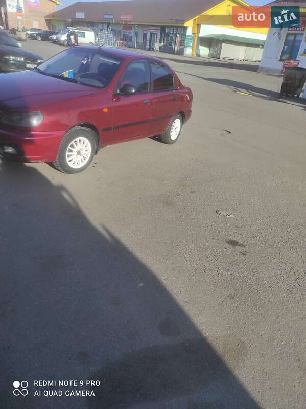 Седан Daewoo Lanos 2004 в Черкассах
