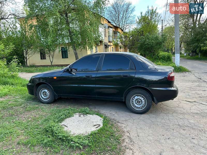 Седан Daewoo Lanos 2008 в Константиновке