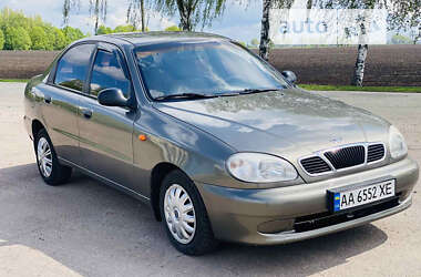 Седан Daewoo Lanos 2000 в Киеве