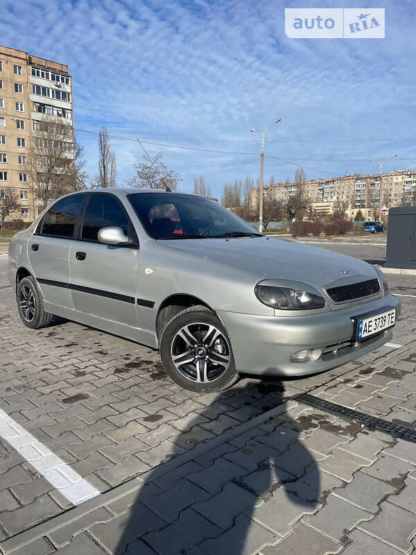 Седан Daewoo Lanos 2002 в Каменском