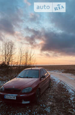 Седан Daewoo Lanos 2003 в Ватутино