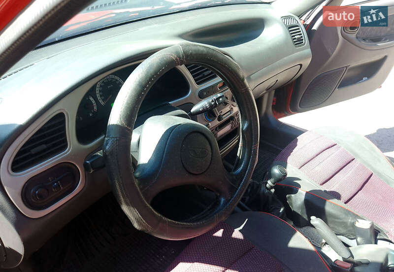 Седан Daewoo Lanos 2003 в Киеве