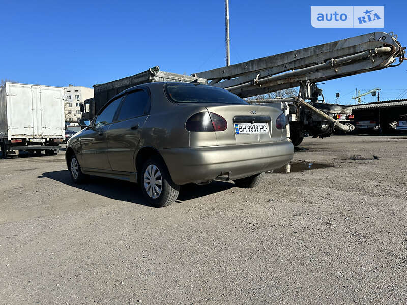 Седан Daewoo Lanos 2003 в Одессе