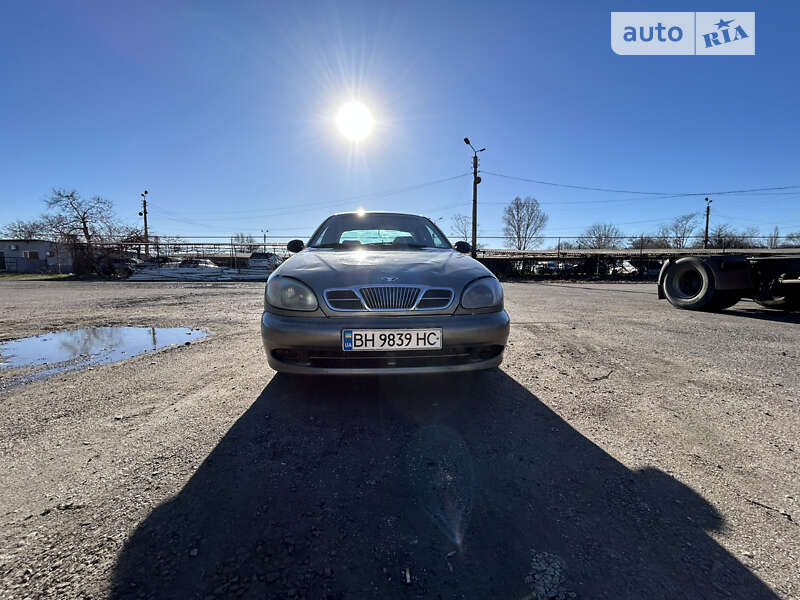 Седан Daewoo Lanos 2003 в Одессе